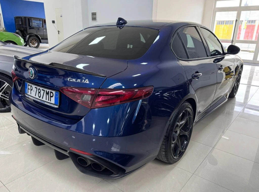 ALFA ROMEO Giulia 2.9 V6 Bi-Turbo AT8 Quadrifoglio - 4