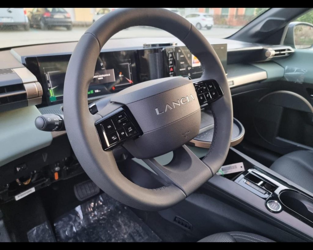 LANCIA Ypsilon Nuova  Ibrida My24 Nuova  1.2 100cv Ibrida - 15