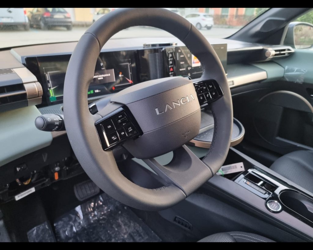 LANCIA Ypsilon Nuova  Ibrida My24 Nuova  1.2 100cv Ibrida - 14