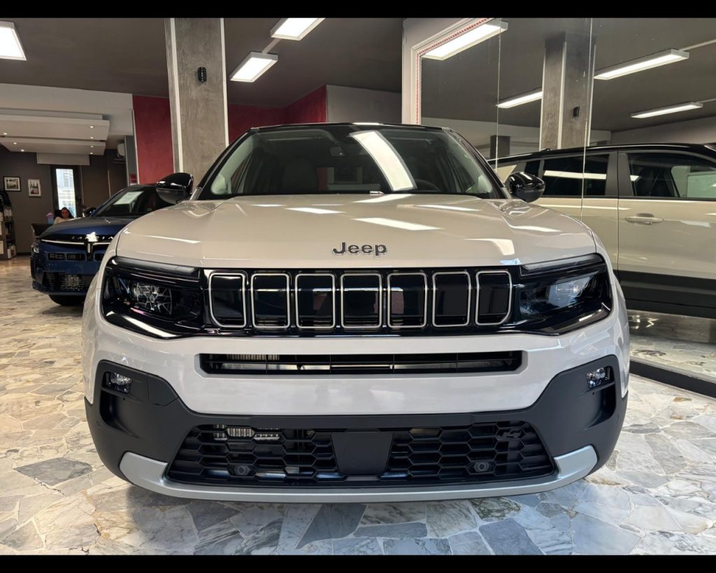 JEEP Avenger Ice My24  Summit 1.2 100cv - 4