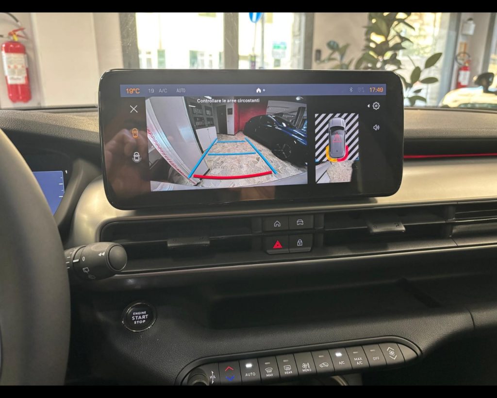 JEEP Avenger Ice My24  Summit 1.2 100cv - 17