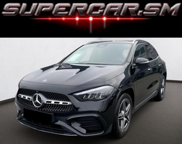 MERCEDES-BENZ GLA 200 Nero pastello