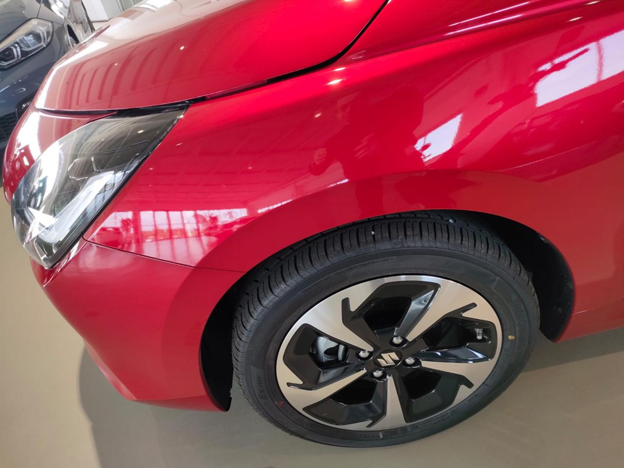 SUZUKI Swift 1.2 Hybrid CVT Top - 19