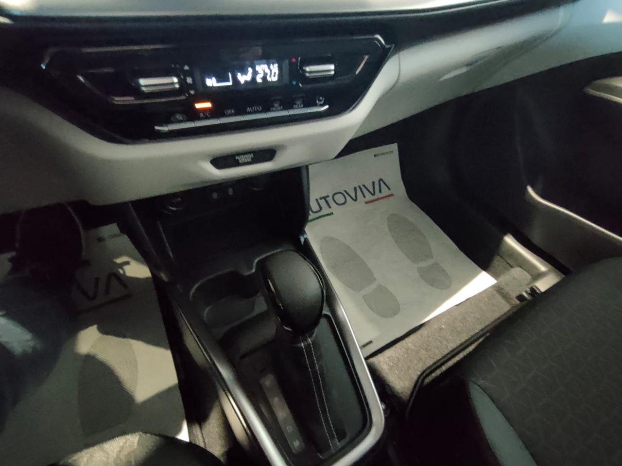 SUZUKI Swift 1.2 Hybrid CVT Top - 17