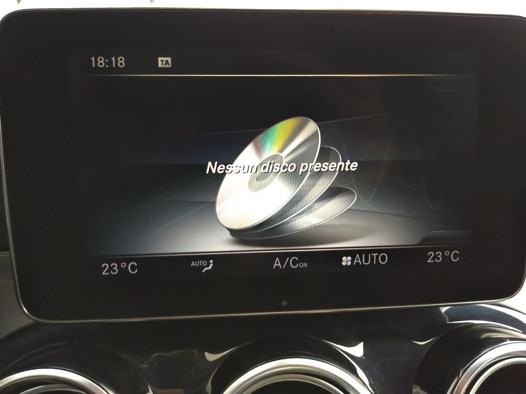MERCEDES-BENZ GLC 250 d 4Matic Premium - 33