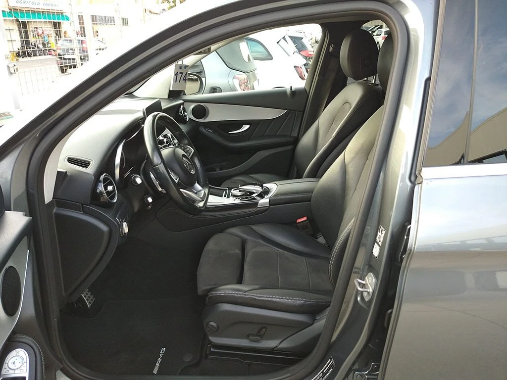 MERCEDES-BENZ GLC 250 d 4Matic Premium - 9