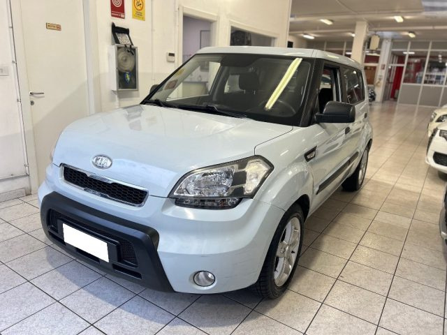 KIA Soul Grigio pastello