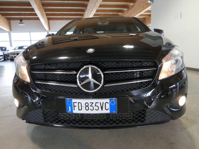 MERCEDES-BENZ A 180 Schwarz pastell