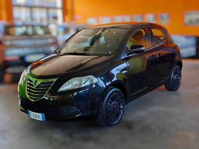 LANCIA Ypsilon Nero metallizzato