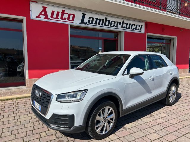 AUDI Q2 Bianco pastello