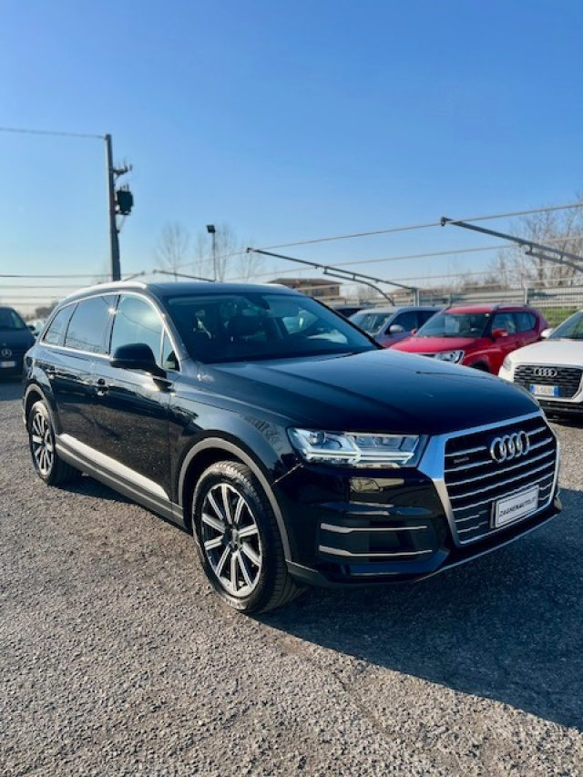 AUDI Q7 Nero metallizzato