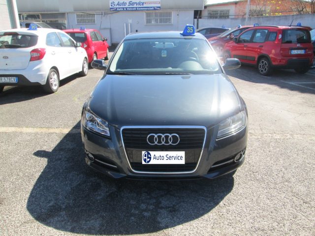 AUDI A3 Grigio scuro metallizzato