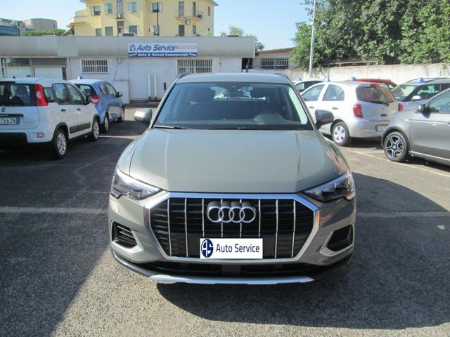 AUDI Q3 Grigio scuro metallizzato