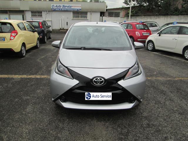 TOYOTA Aygo Argento metallizzato