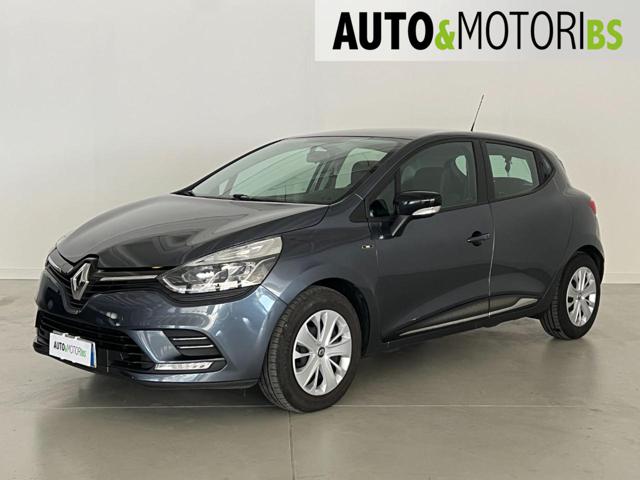 RENAULT Clio Blu pastello