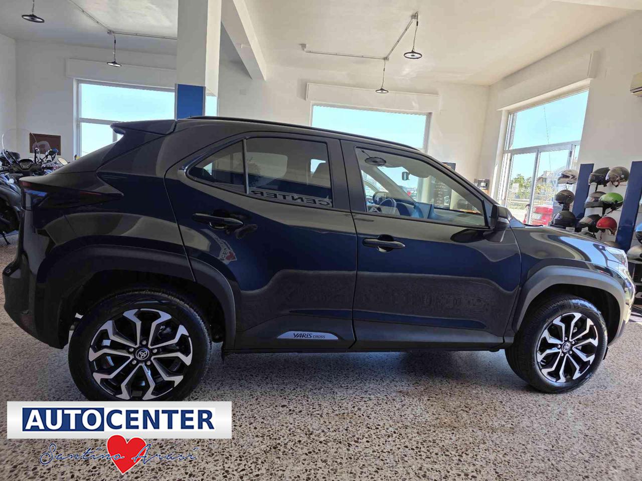 TOYOTA Yaris Cross 1.5 Hybrid 5p. E-CVT Trend - 4