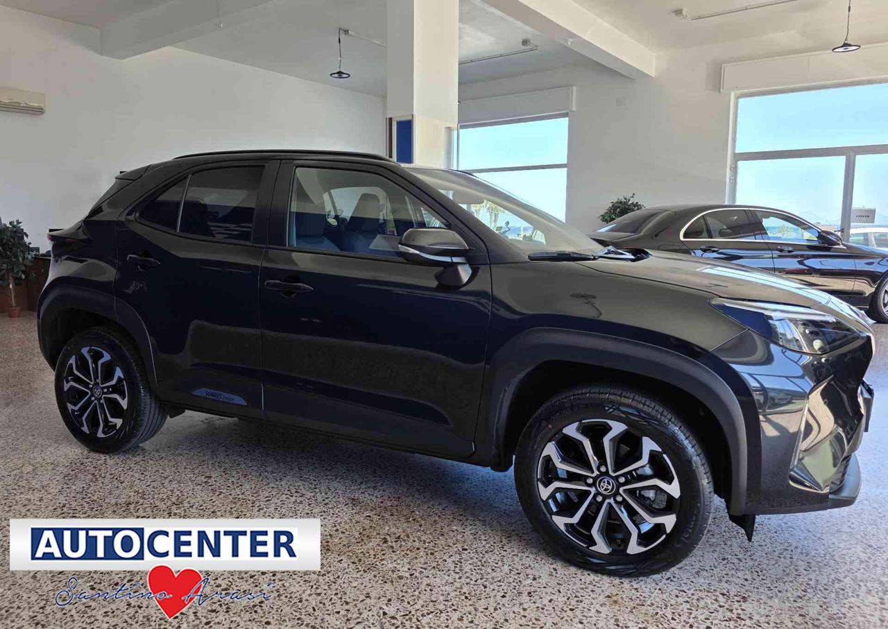 TOYOTA Yaris Cross 1.5 Hybrid 5p. E-CVT Trend - 3