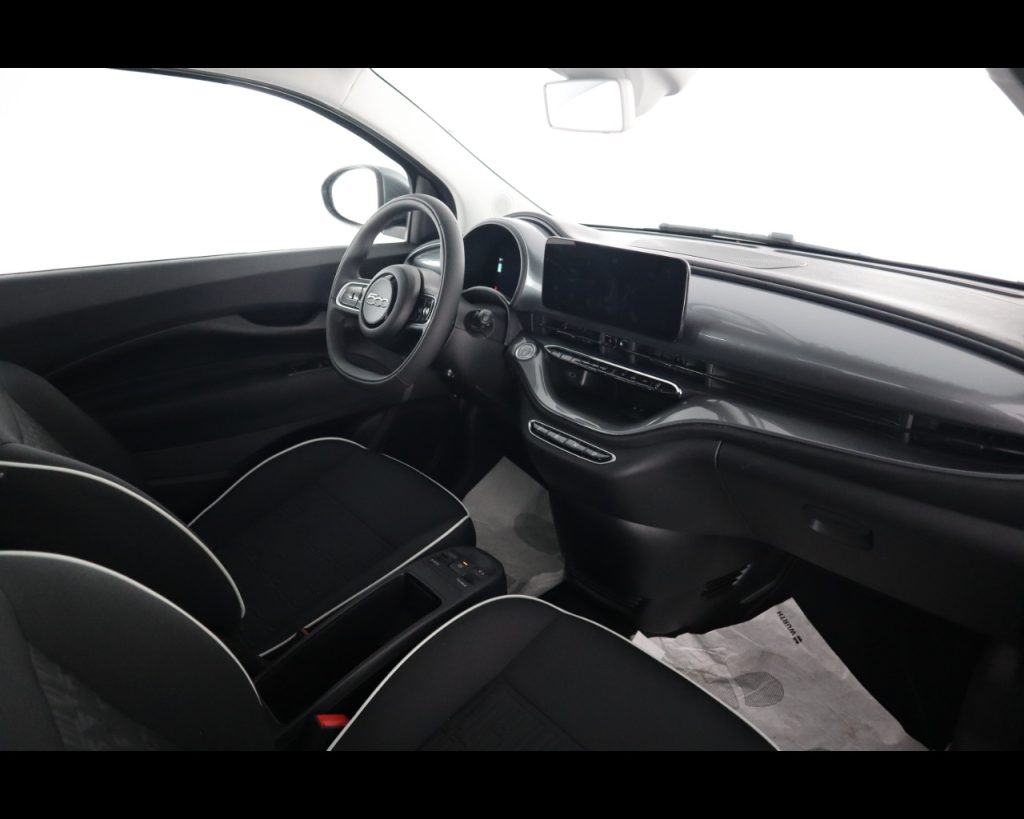 FIAT 500 Nuova  HATCHBACK MY23-La Nuova  - 320 Berlina - 16
