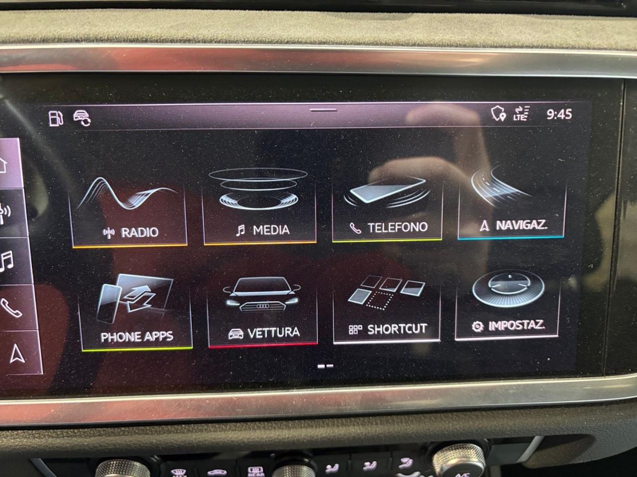 AUDI Q3 35 TDI S line edition - 9