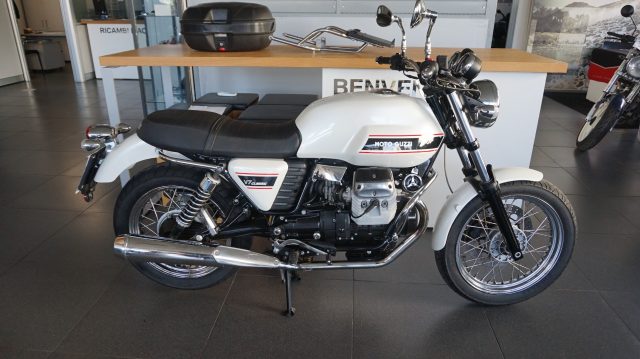 MOTO GUZZI V7 Bianco metallizzato