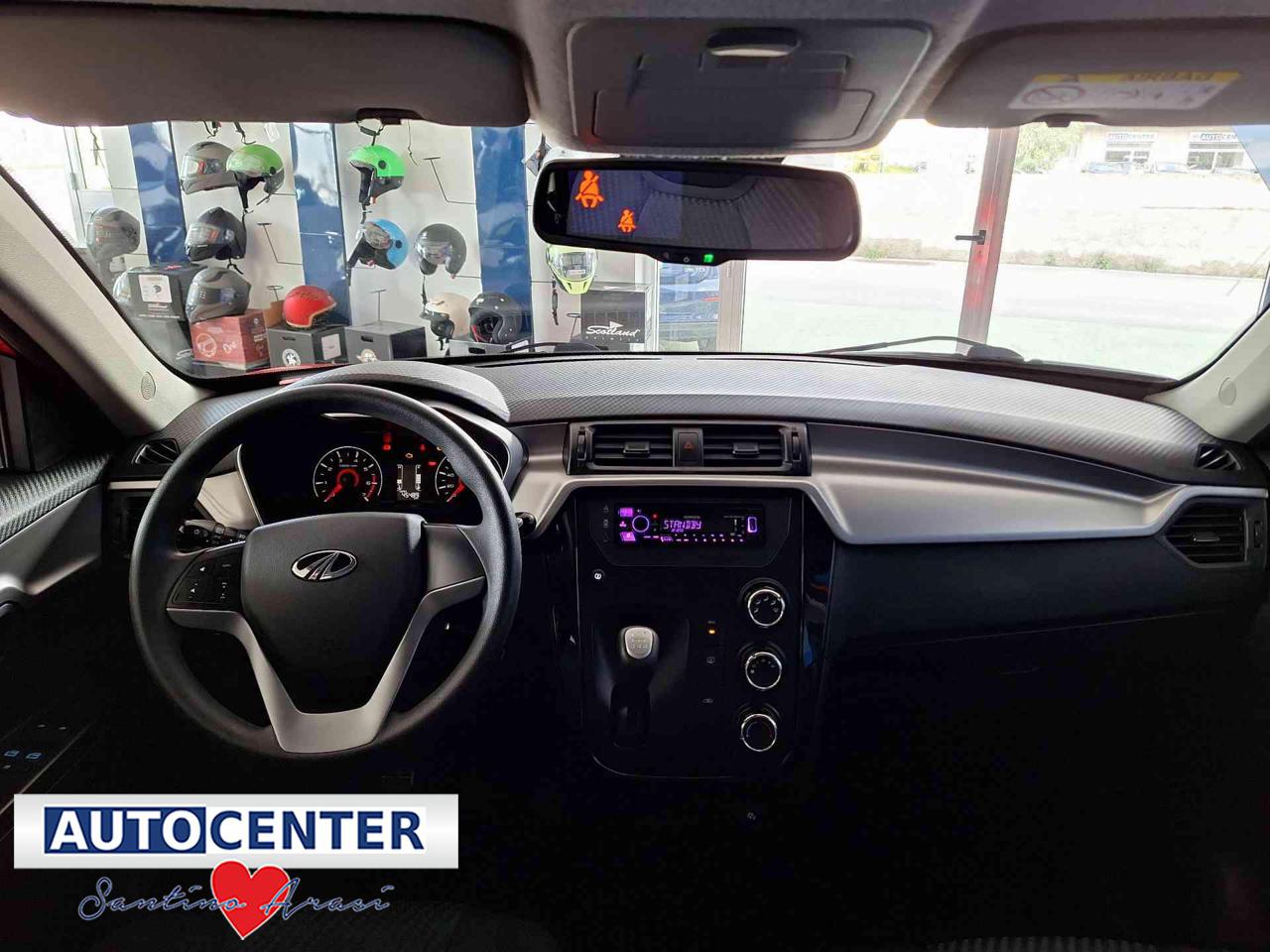 MAHINDRA KUV100 1.2 VVT K6+ - 11