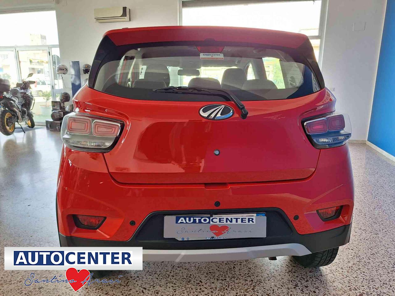 MAHINDRA KUV100 1.2 VVT K6+ - 4