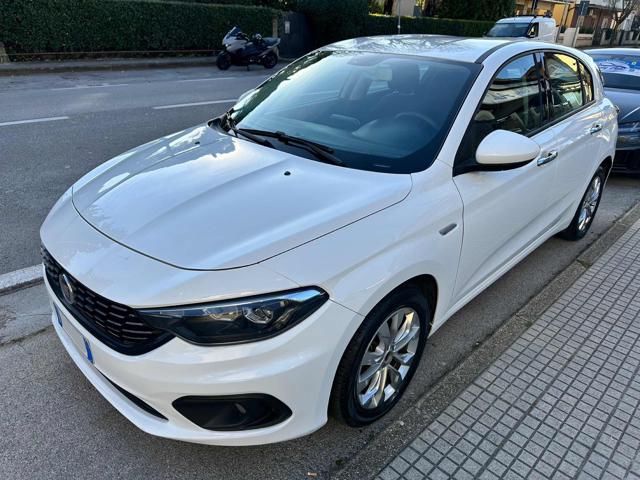 FIAT Tipo Bianco metallizzato