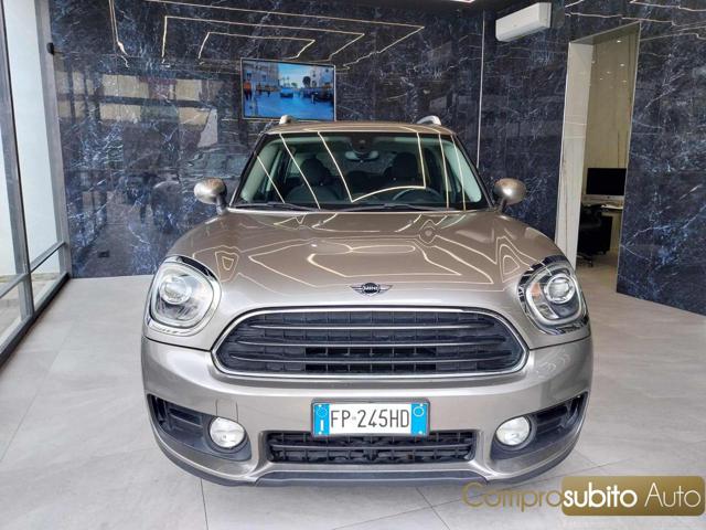 MINI Countryman Marrone pastello