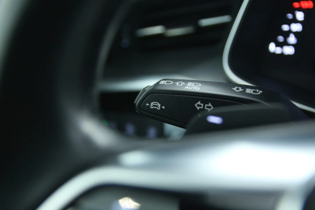 AUDI A6 Avant 40 2.0 TDI quattro S tronic Sport LED Matrix - 24