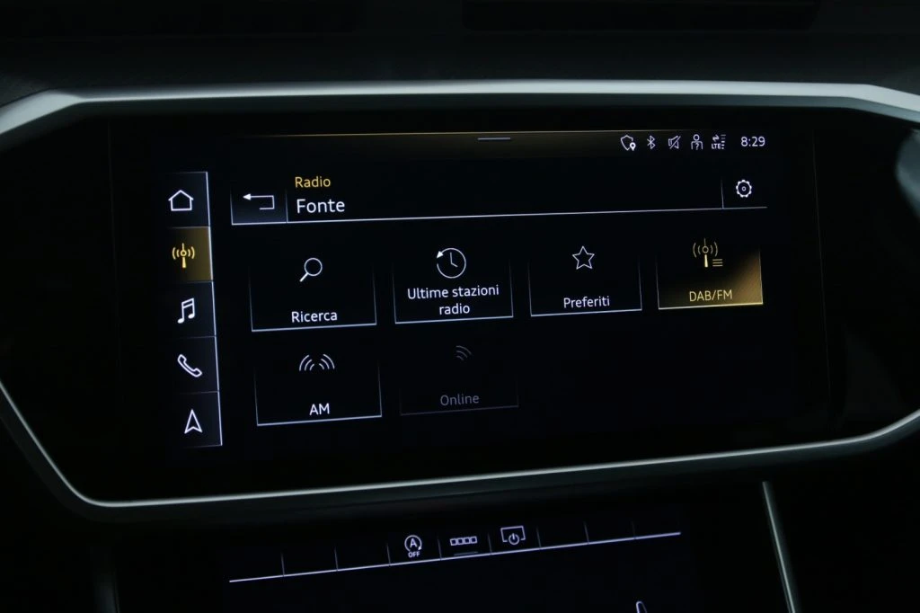 AUDI A6 Avant 40 2.0 TDI quattro S tronic Sport LED Matrix - 16