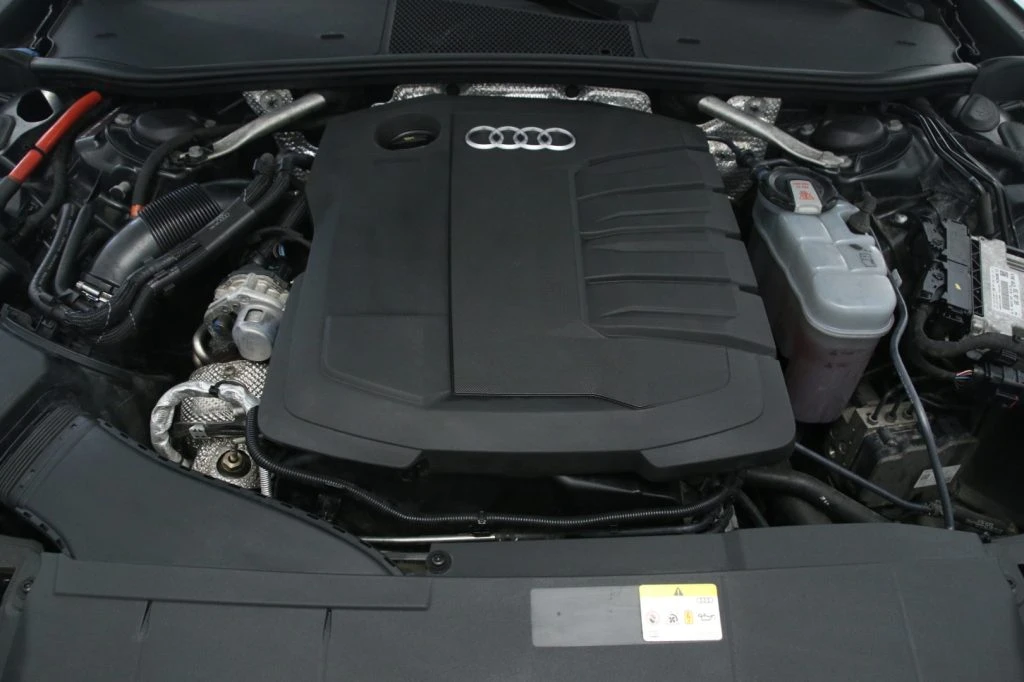 AUDI A6 Avant 40 2.0 TDI quattro S tronic Sport LED Matrix - 32
