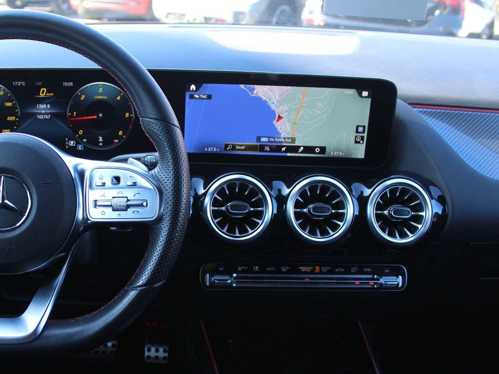 MERCEDES-BENZ B 180 d Automatic Premium - 23