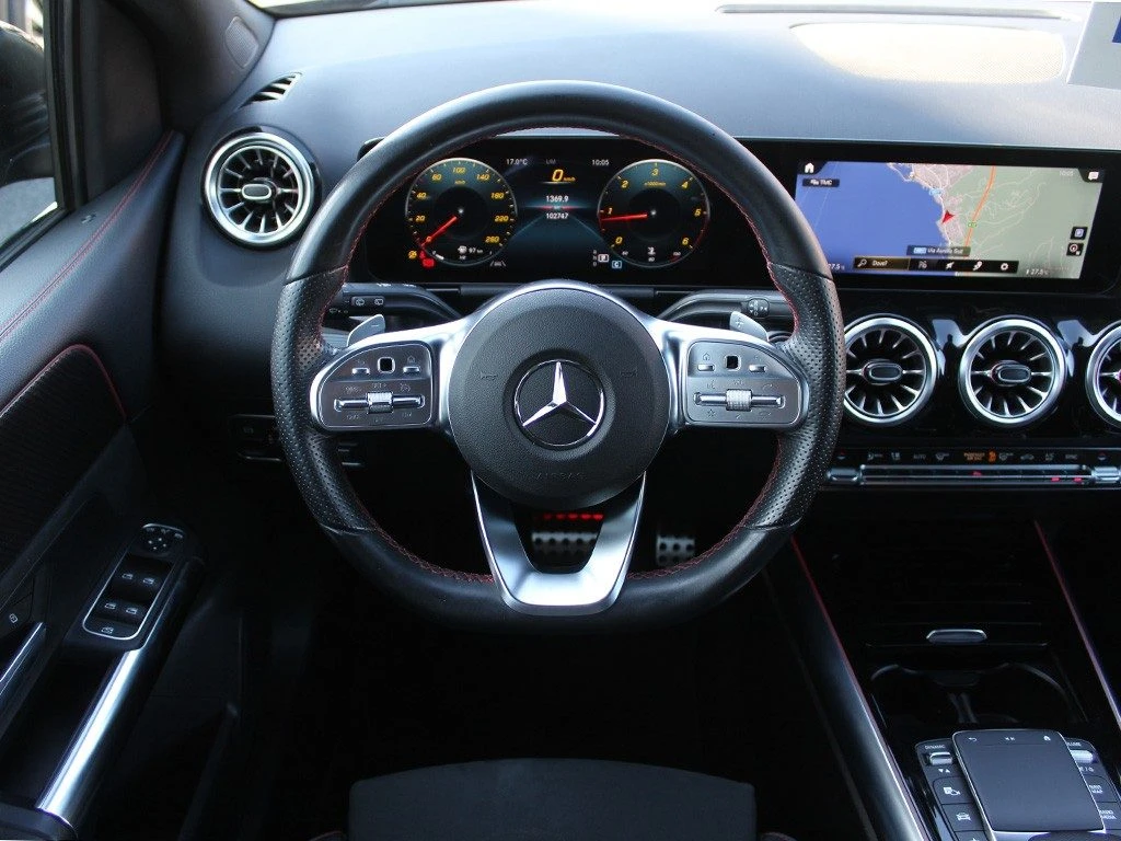 MERCEDES-BENZ B 180 d Automatic Premium - 24