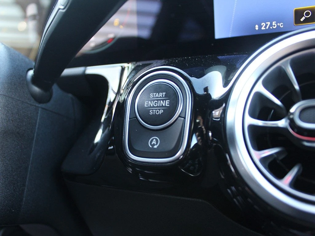 MERCEDES-BENZ B 180 d Automatic Premium - 30