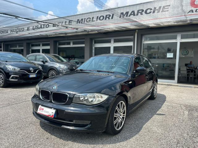 BMW 118 Nero metallizzato