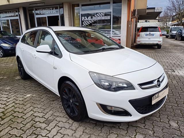 OPEL Astra Bianco pastello