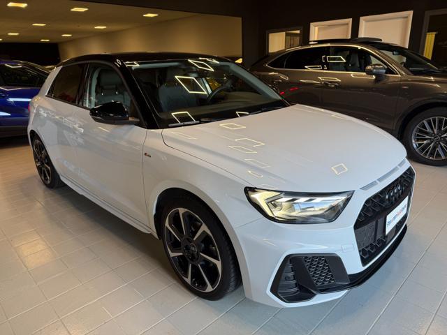 AUDI A1 bianco tetto nero  metallizzato