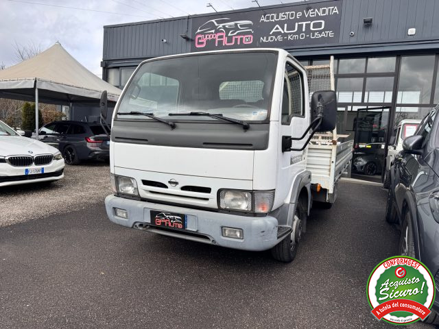 NISSAN Cabstar Bianco pastello