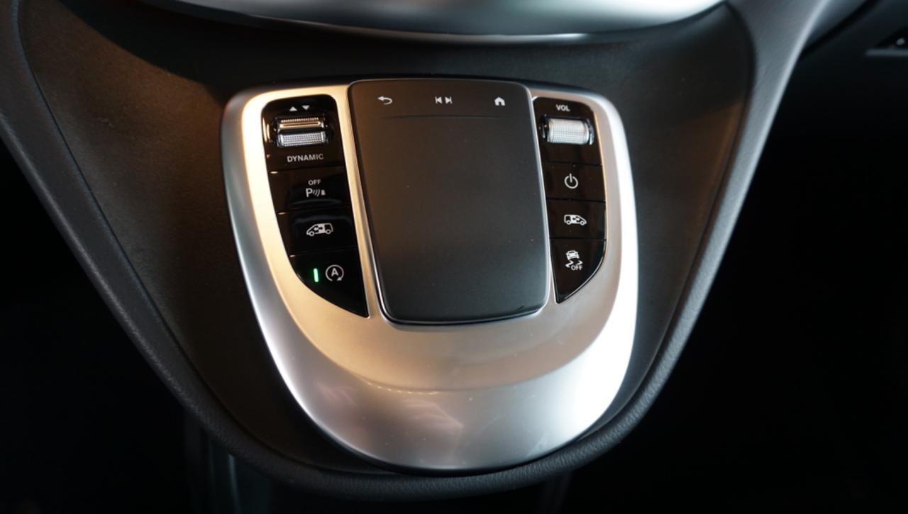 MERCEDES-BENZ V 300 d Automatic 4Matic Premium Extralong - 32