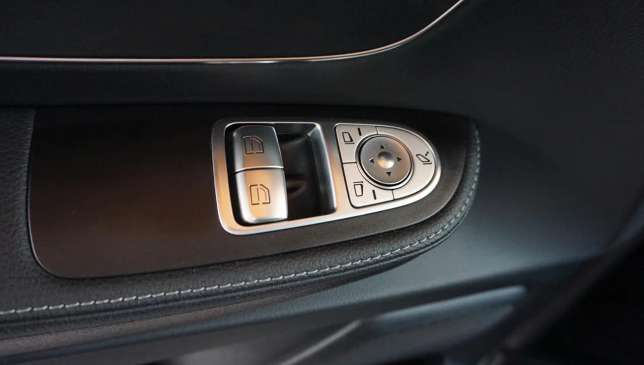 MERCEDES-BENZ V 300 d Automatic 4Matic Premium Extralong - 17