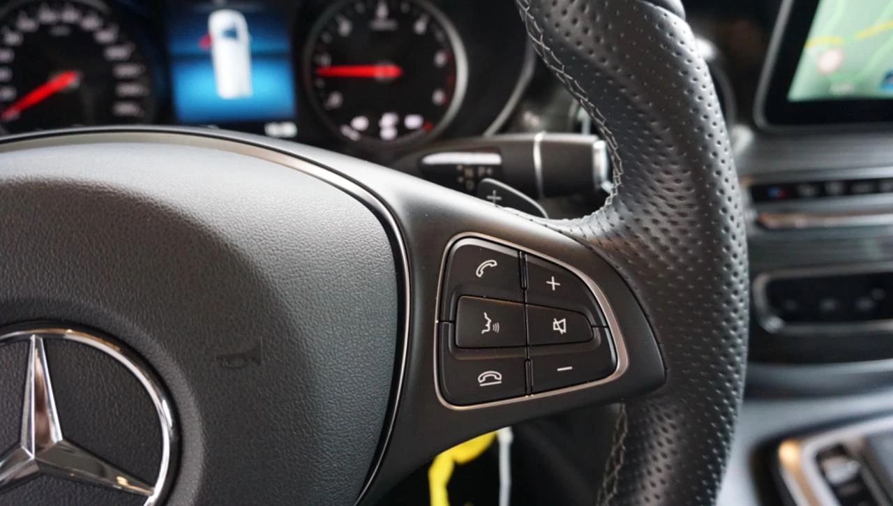 MERCEDES-BENZ V 300 d Automatic 4Matic Premium Extralong - 23