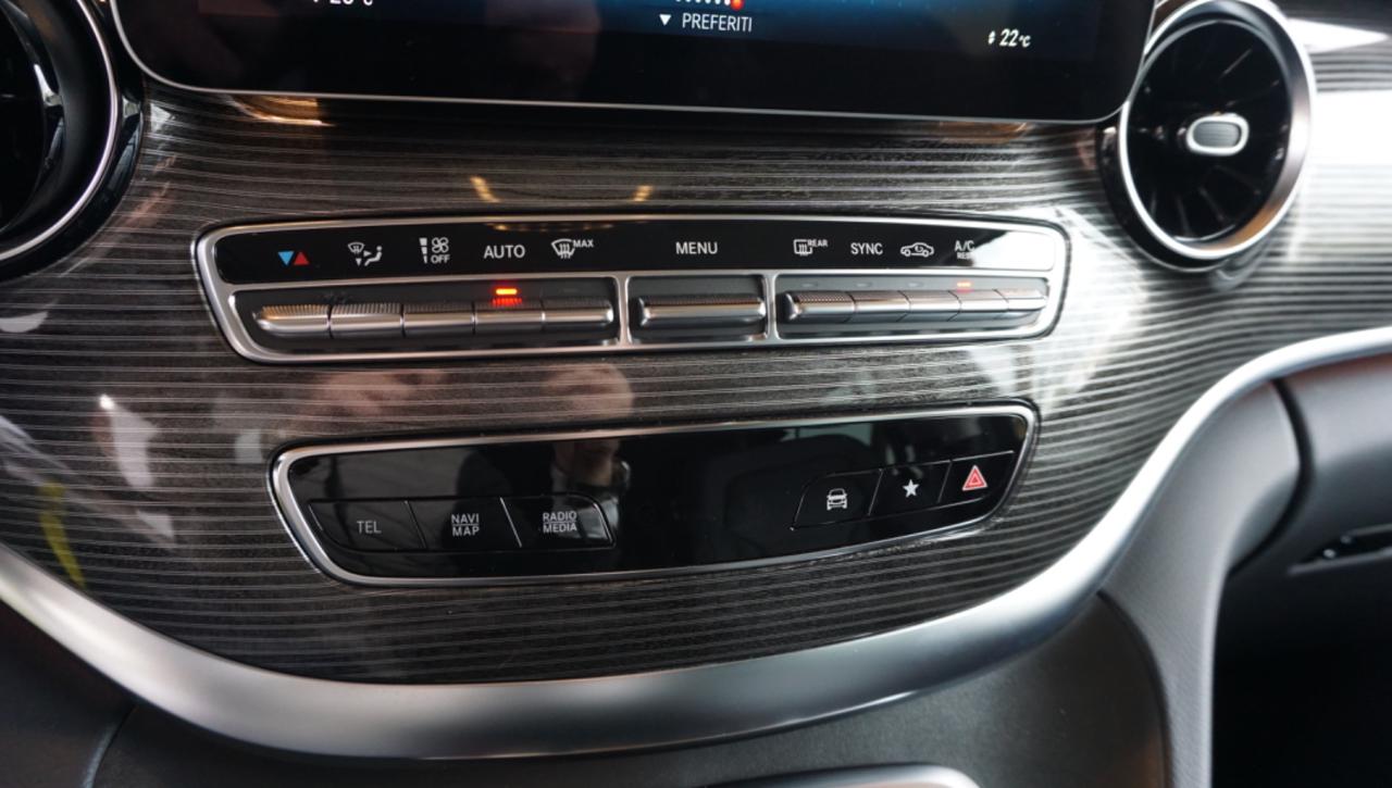 MERCEDES-BENZ V 300 d Automatic 4Matic Premium Extralong - 31