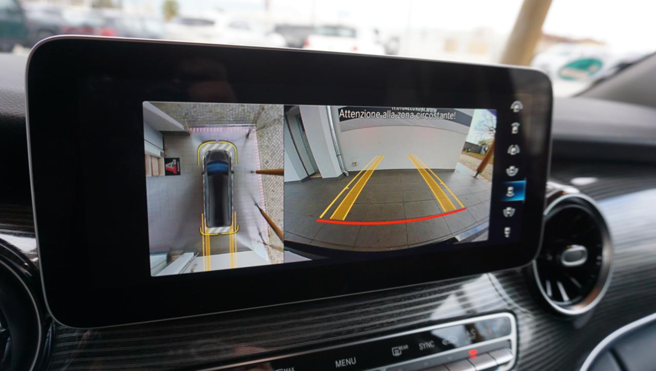 MERCEDES-BENZ V 300 d Automatic 4Matic Premium Extralong - 27