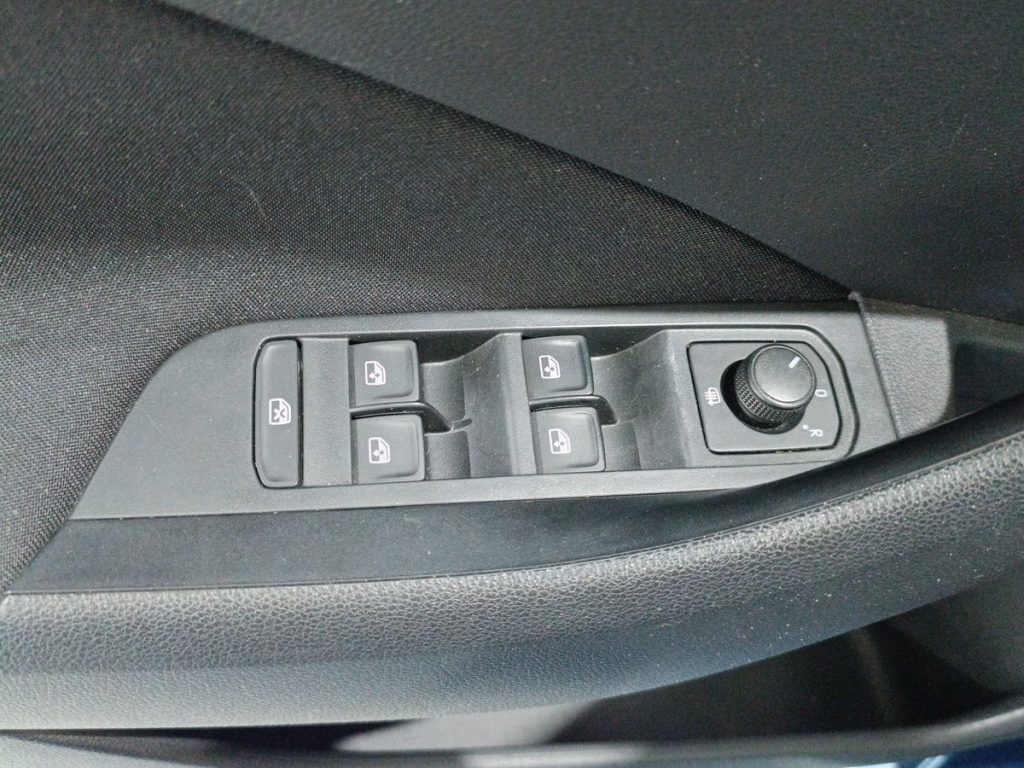 SKODA Kamiq 1.0 G-Tec Ambition - 20