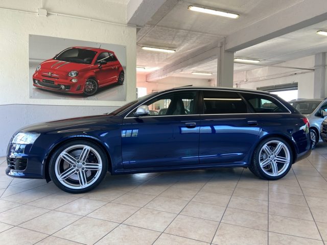 AUDI RS6 Blu elettrico metallizzato