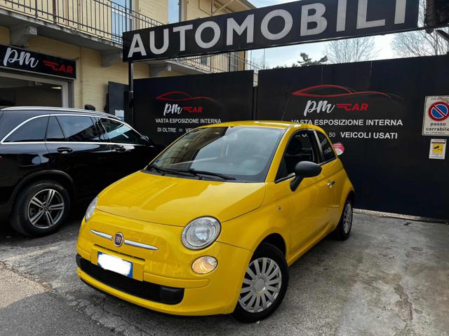 FIAT 500 Giallo pastello