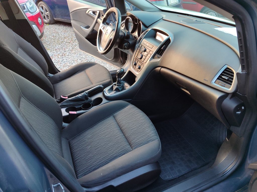 OPEL Astra 1.7 CDTI 110CV Sports Tourer Cosmo - 15