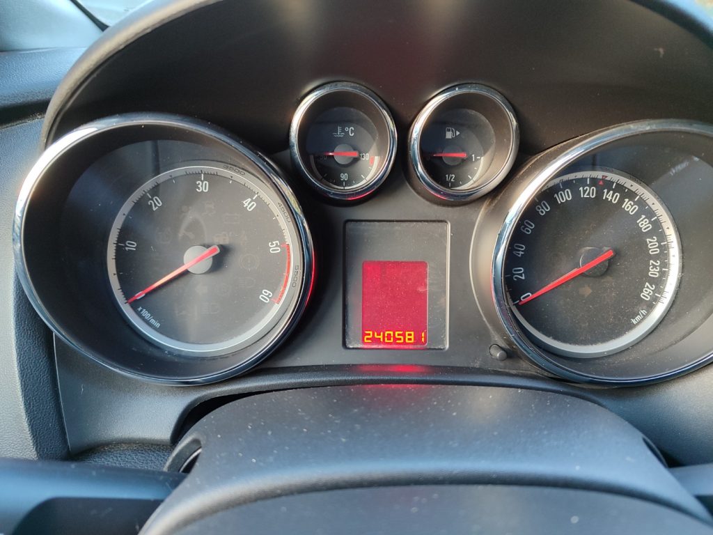 OPEL Astra 1.7 CDTI 110CV Sports Tourer Cosmo - 20