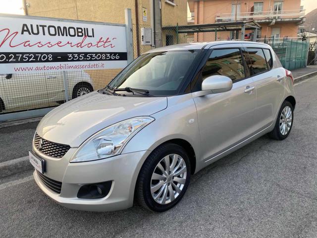 SUZUKI Swift Argento metallizzato