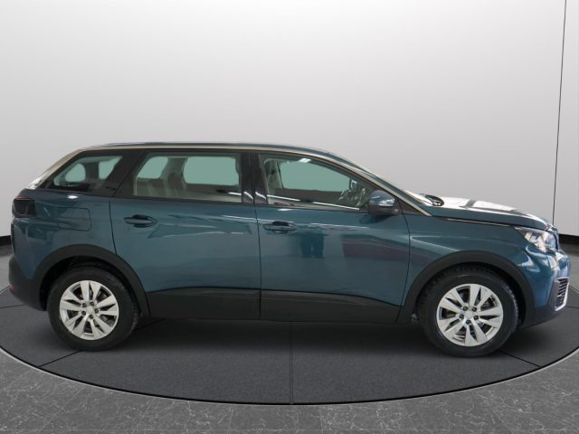 PEUGEOT 5008 20